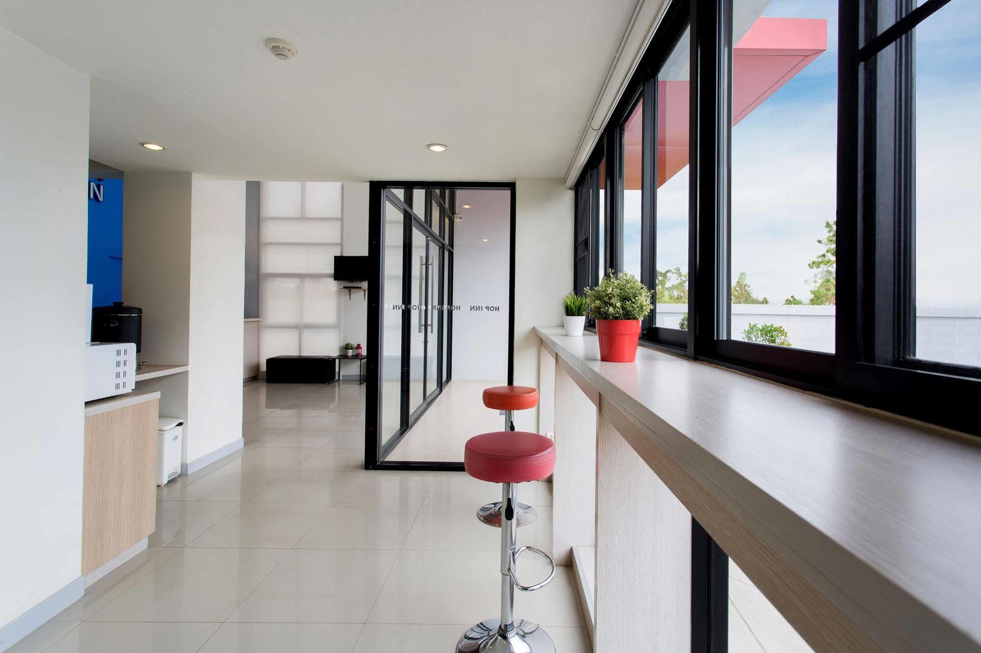 Hop Inn Krabi Building A Esterno foto